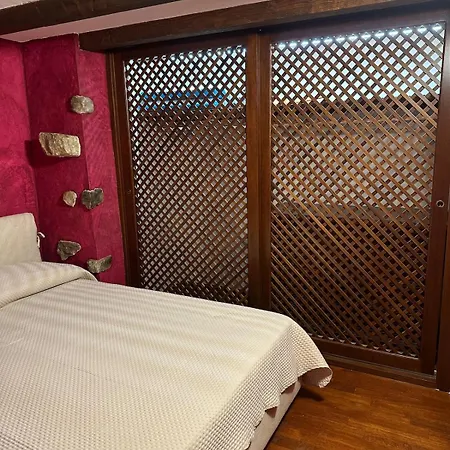 Charme Rustico 70 Mt From The Beach, Starlink Apartment Cefalu