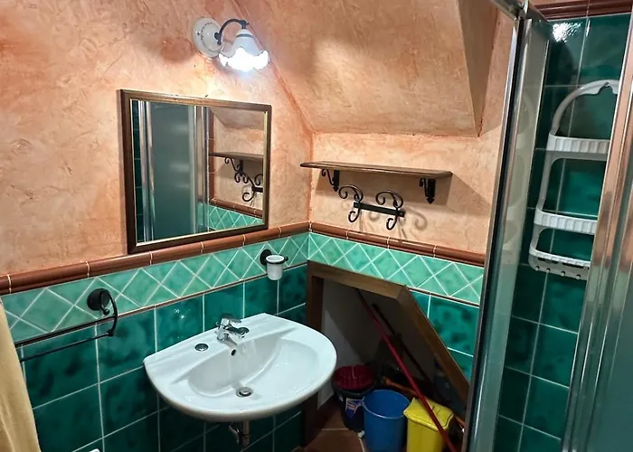 Charme Rustico 70 Mt From The Beach, Starlink Apartment Cefalu